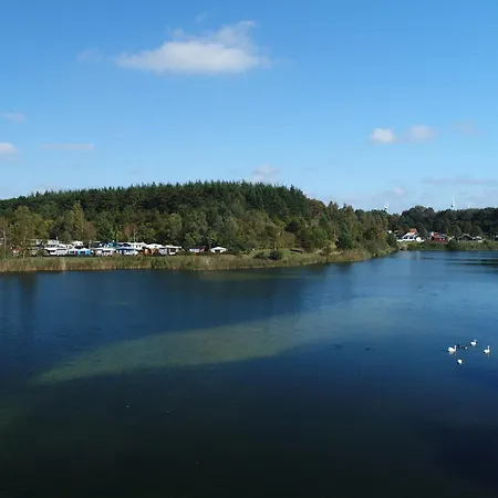 مكان تخييم Premiumwohnwagen Grauer Kranich Am Kransburger 43