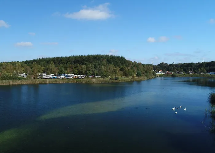 مكان تخييم Premiumwohnwagen Grauer Kranich Am Kransburger 43