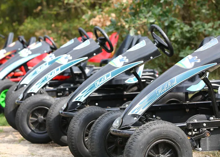 Kamp alanı Premiumwohnwagen Grauer Kranich Am Kransburger 43 Wurster Nordseekuste